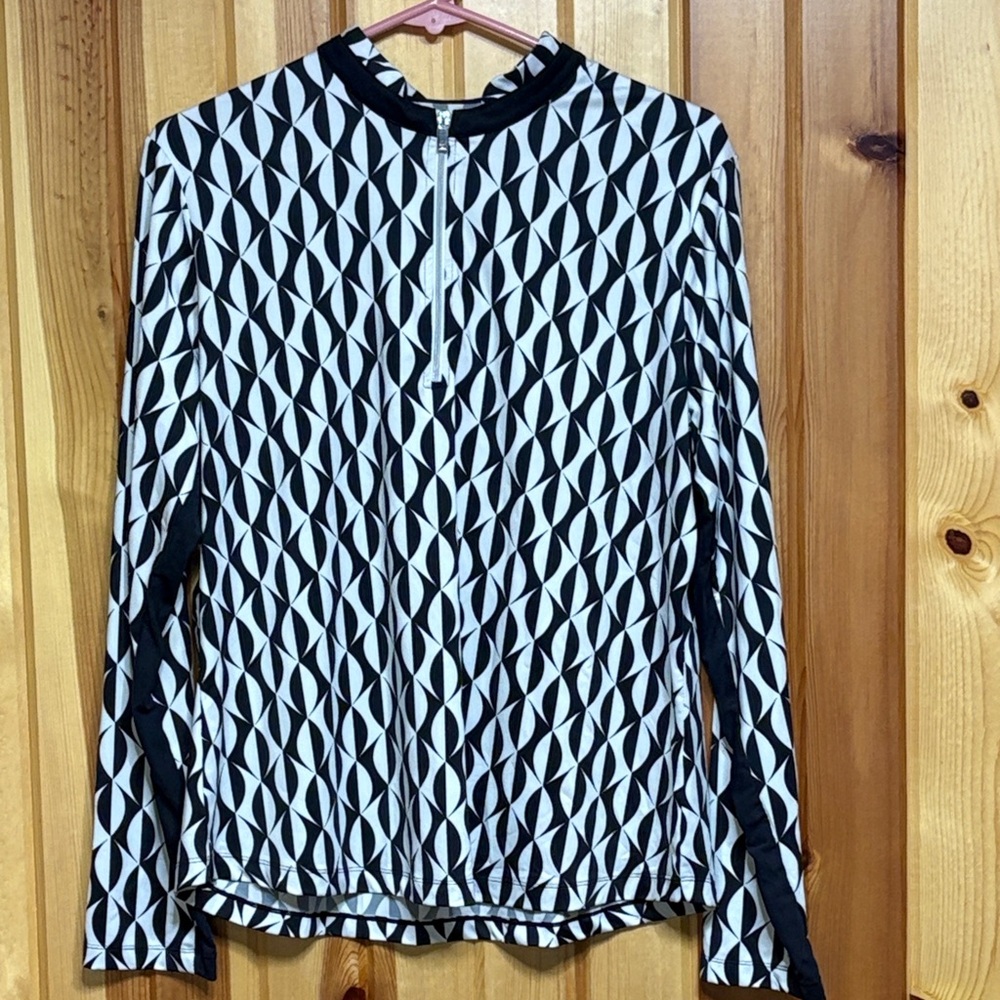 Tail Black and White Geometric Zip-Front Top